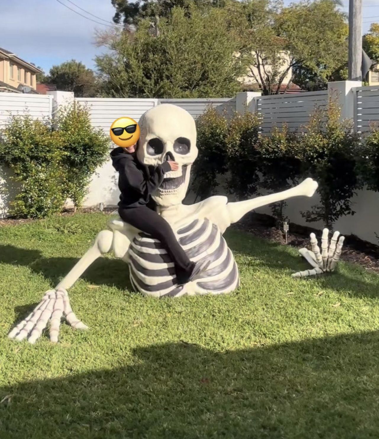 Giant half-skeleton