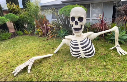 Giant half-skeleton